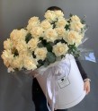 Мега - композиция № 7 (39 роз) - Жарден. Оптово-розничные продажи цветов и растений в Уральском регионе.