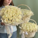 Композиция в корзинке № 25 (55 роза) - Жарден. Оптово-розничные продажи цветов и растений в Уральском регионе.