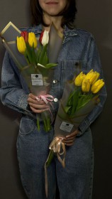 Букетик из 5 тюльпанов - Жарден. Оптово-розничные продажи цветов и растений в Уральском регионе.