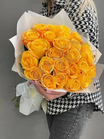 Моно-Букеты № 60 (25 роз) - Жарден. Оптово-розничные продажи цветов и растений в Уральском регионе.