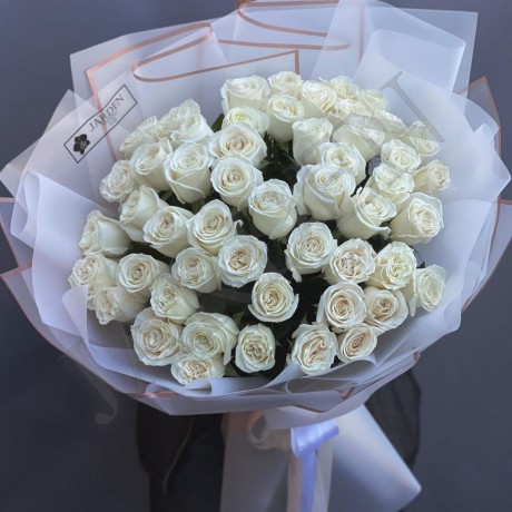 Букет № 1400 (51 роза) - Жарден. Оптово-розничные продажи цветов и растений в Уральском регионе.